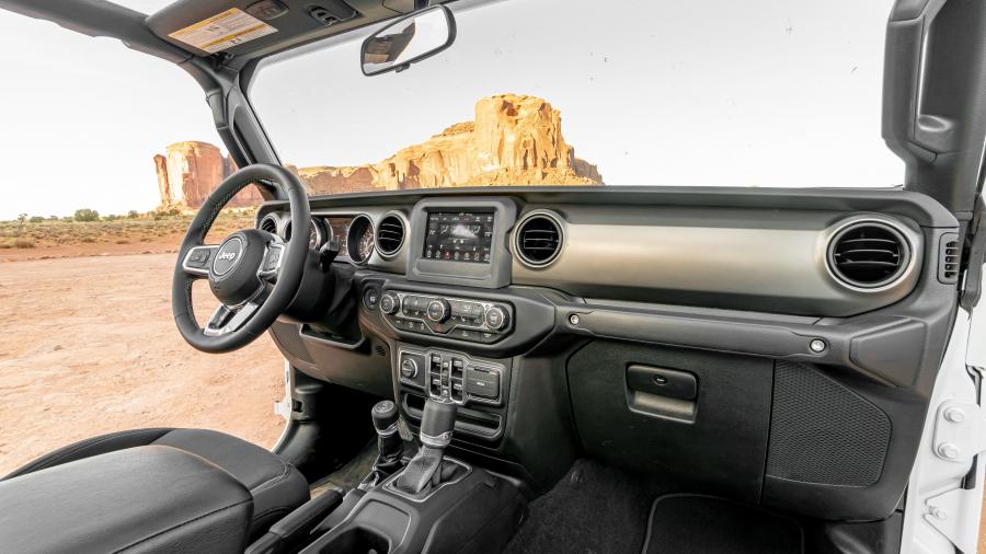 Торпедо Jeep Gladiator Sport (JT) 2019 года  (NA) (фото 4 из 26)